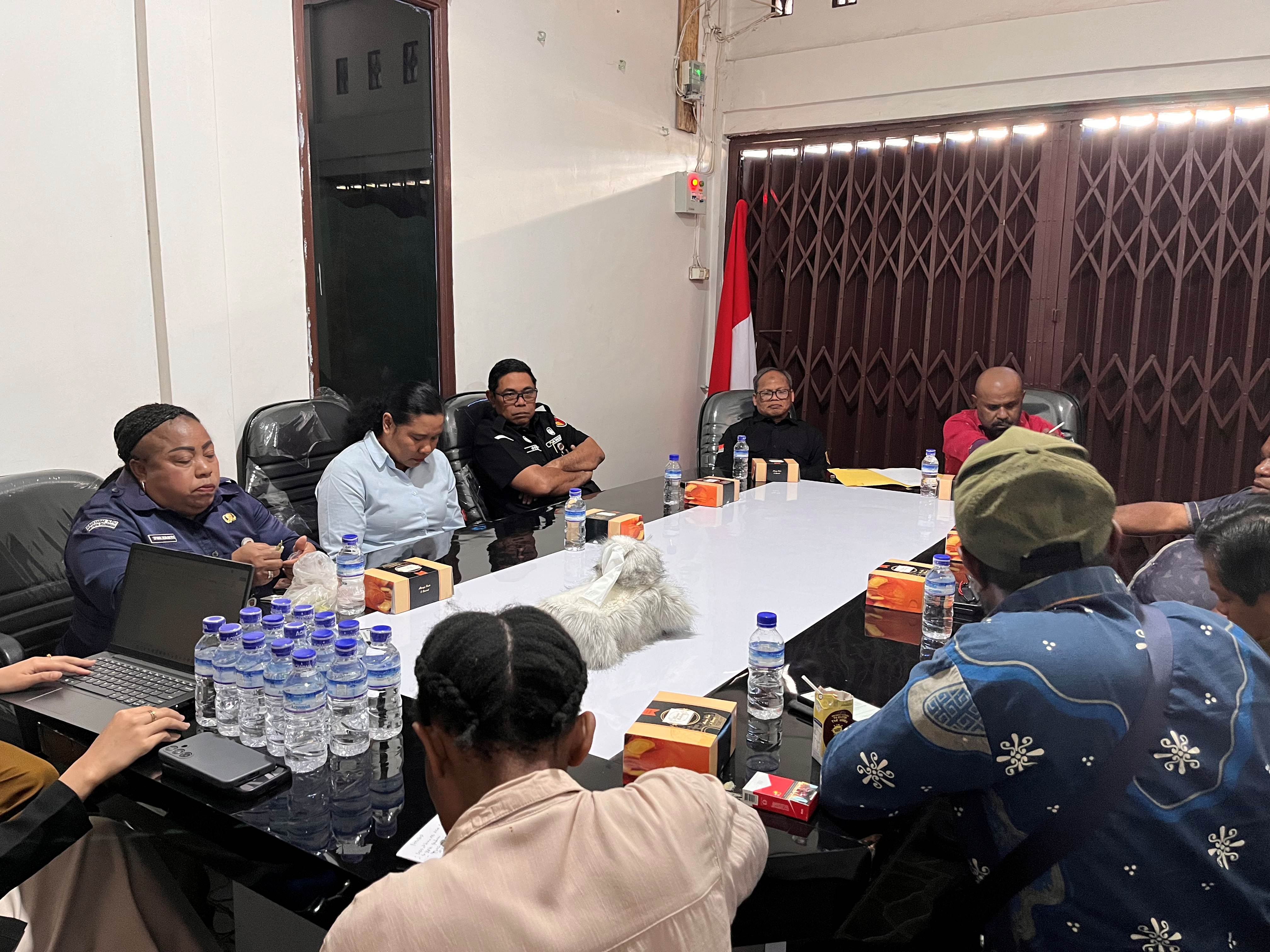 Rapat Koordinasi Bawaslu bersama KPU Papua Pegunungan