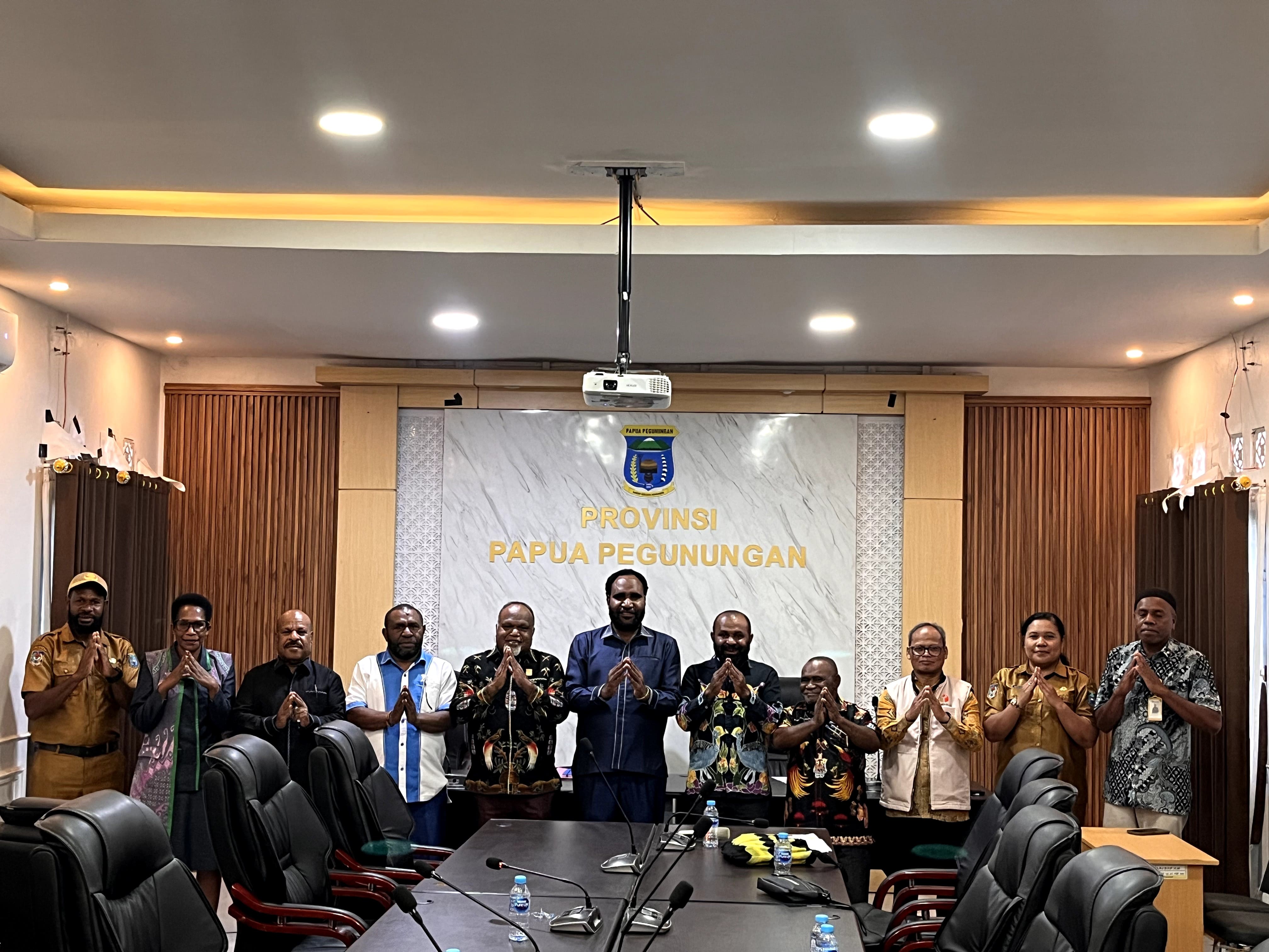 Bawaslu Papua Pegunungan bersama DPRP Papua Pegunungan melakukan Konsolidasi bersama